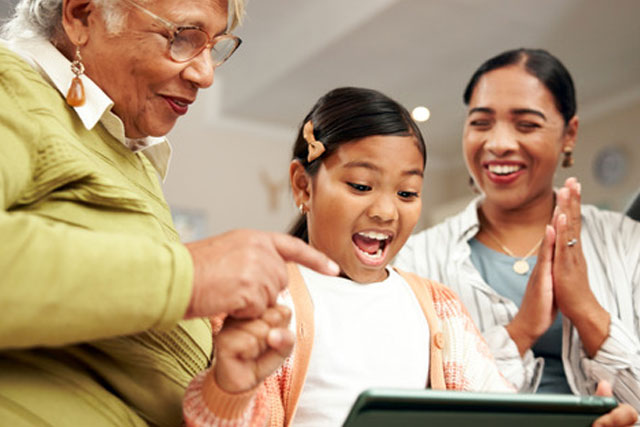 Choiss Coaching 11+ training with family members